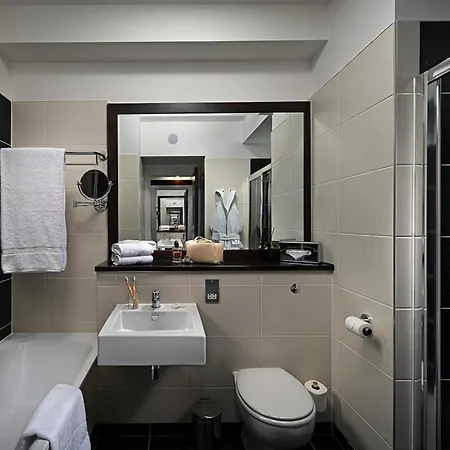 Hotel Carlton Blanchardstown