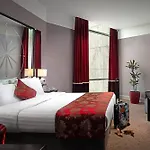 Carlton 4*