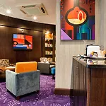 Carlton 4* 블랜차즈타운
