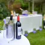 호텔 Carlton