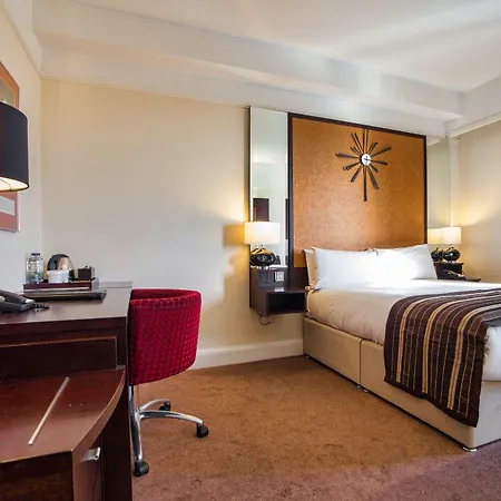 Carlton 4* Blanchardstown