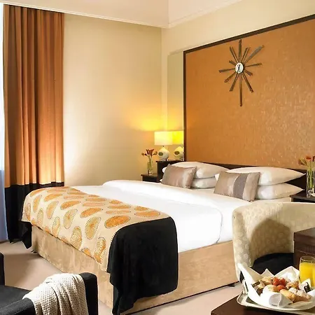 Carlton Ξενοδοχείο 4*