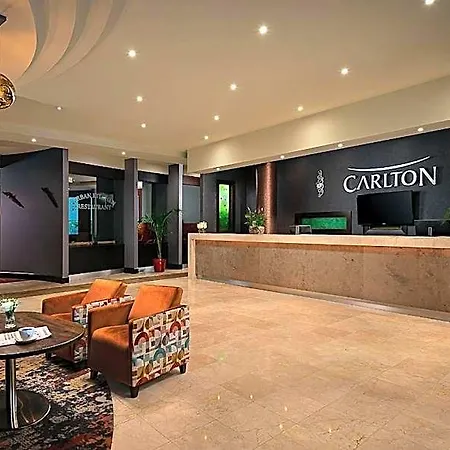 Carlton فندق 4*