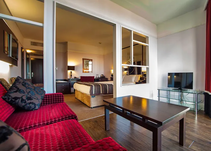 Carlton Otel