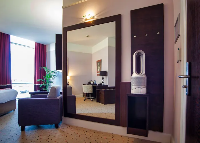 Carlton 4* Blanchardstown