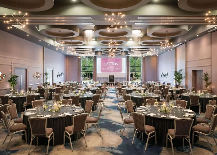 Carlton Otel