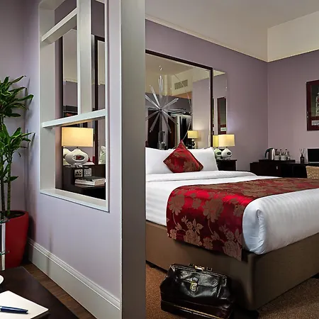 Hotel Carlton
